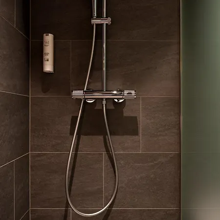 Hotel Zleep Frankfurt Airport 3*