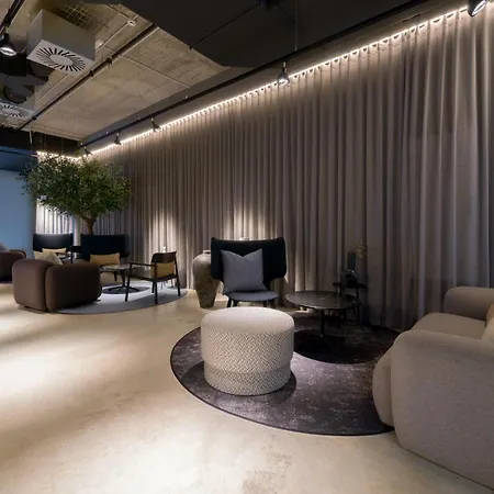 Zleep Frankfurt Airport Otel 3*