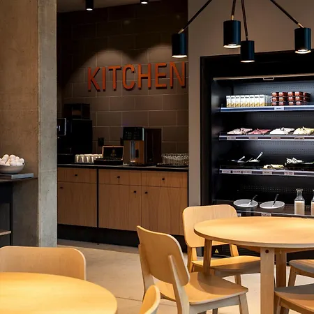 Zleep Frankfurt Airport 3*